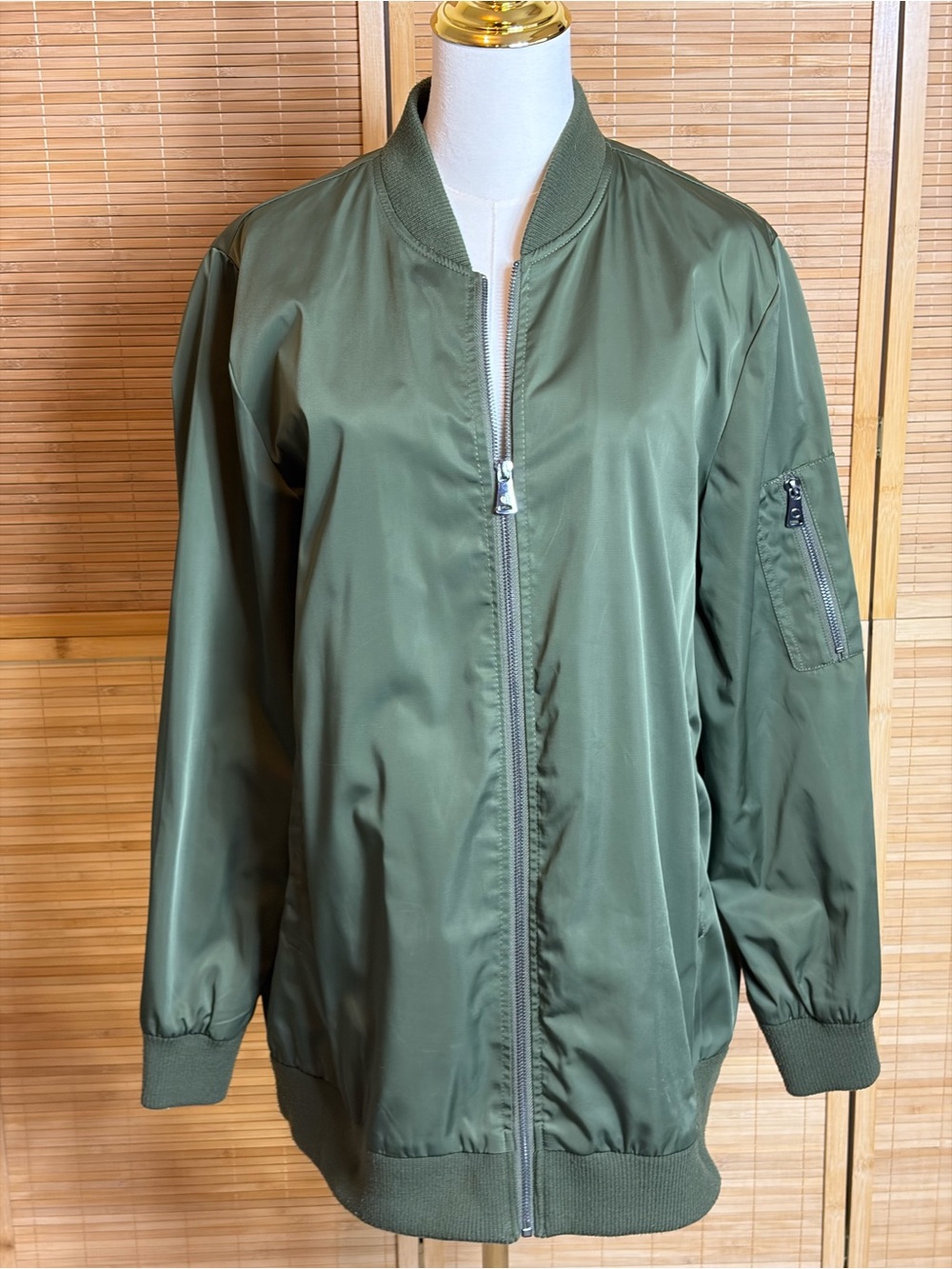 Women’s Olive Green Bomber Jacket Waterproof XL Oversized Military